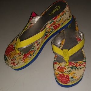 Candies size 7/8 flip flops